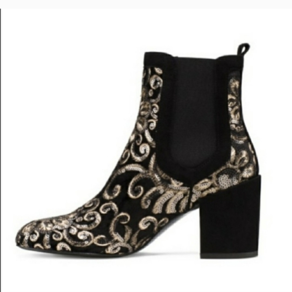 Stuart Weitzman Mediate Black Radiant Velvet Gold Sequins bootie Size 10